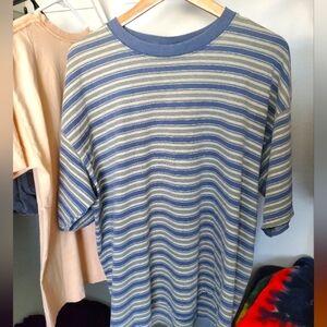 XL Cool-colored striped tee
